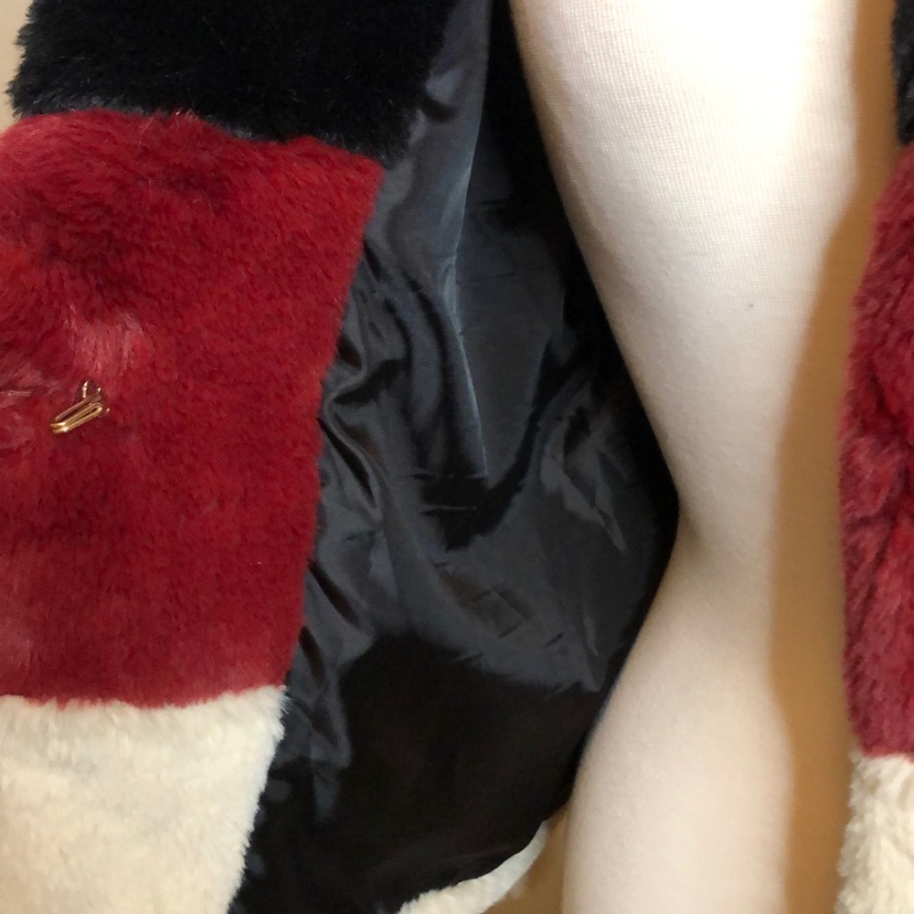 Coat - Picture 3 of 4